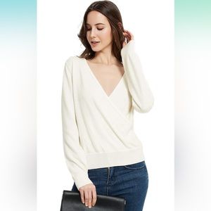 Whit wrap sweater